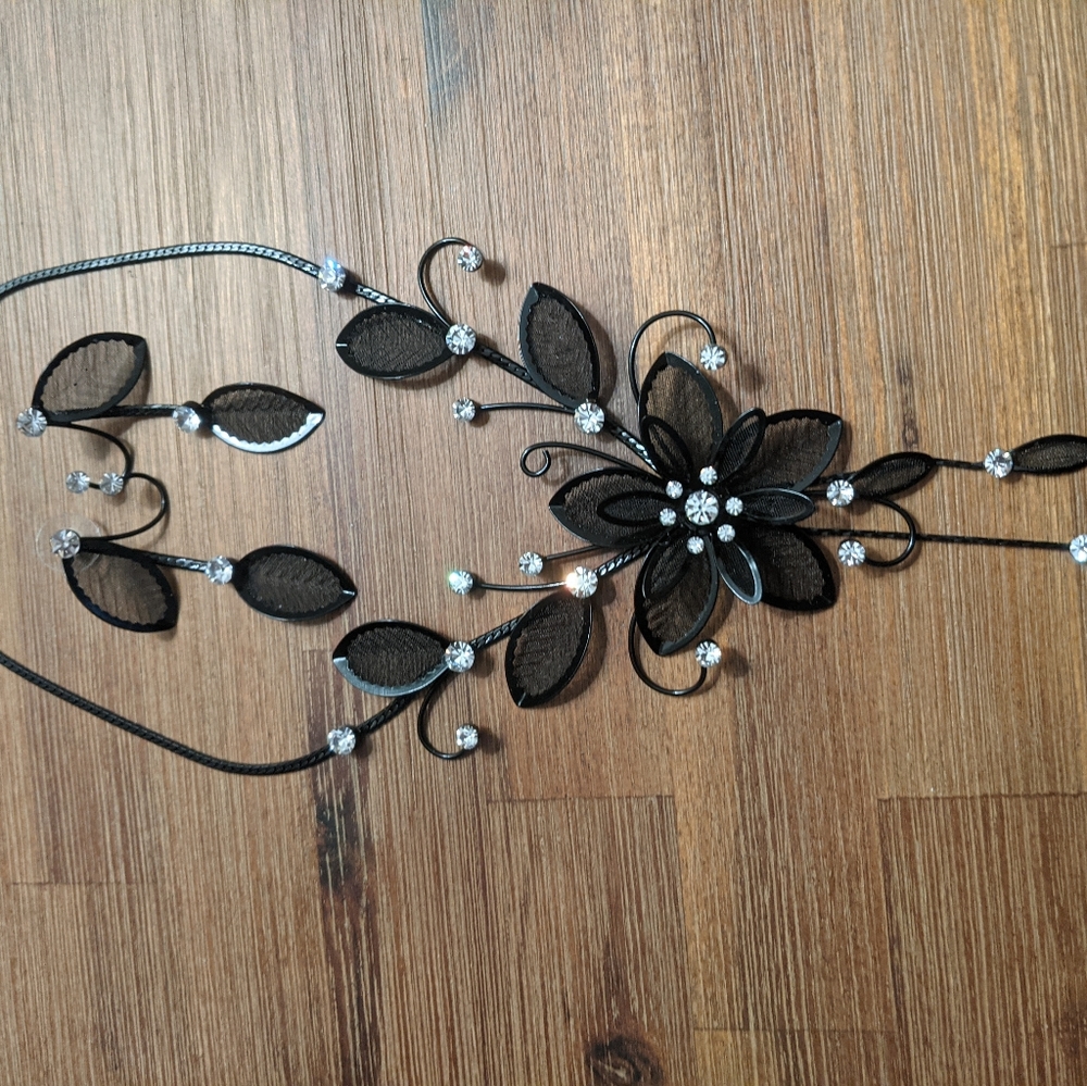 Custom flower jewelry set
